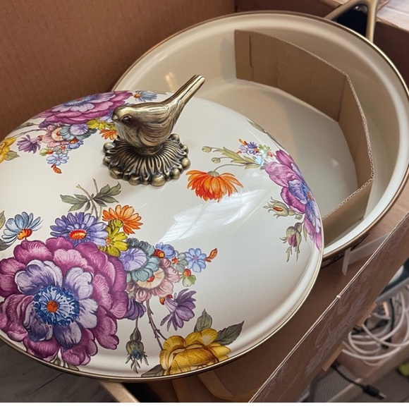 MACKENZIE-CHILDS FLOWER MARKET 3 QT. SAUTÉ PAN, excellent condition - Picture 3 of 5